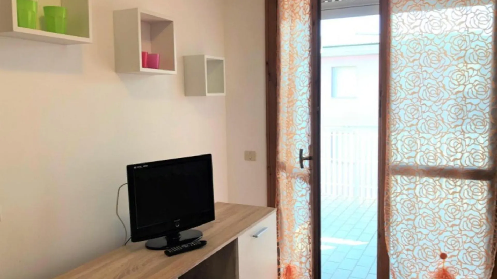 Beautiful Apartment With Sea View - Including Beach Place By Beahost Rentals Bibione Italy