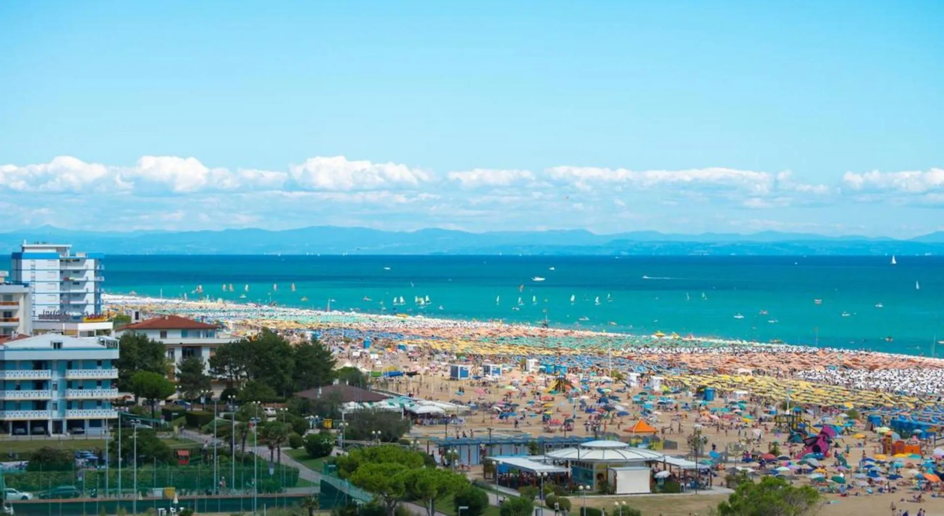 Beautiful Apartment With Sea View - Including Beach Place By Beahost Rentals Bibione